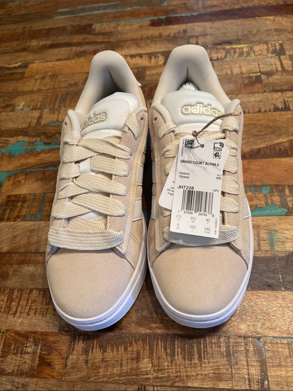 Brand New Women’s Adidas Cream Grand Court Alpha Tennis Shors MSRP $80